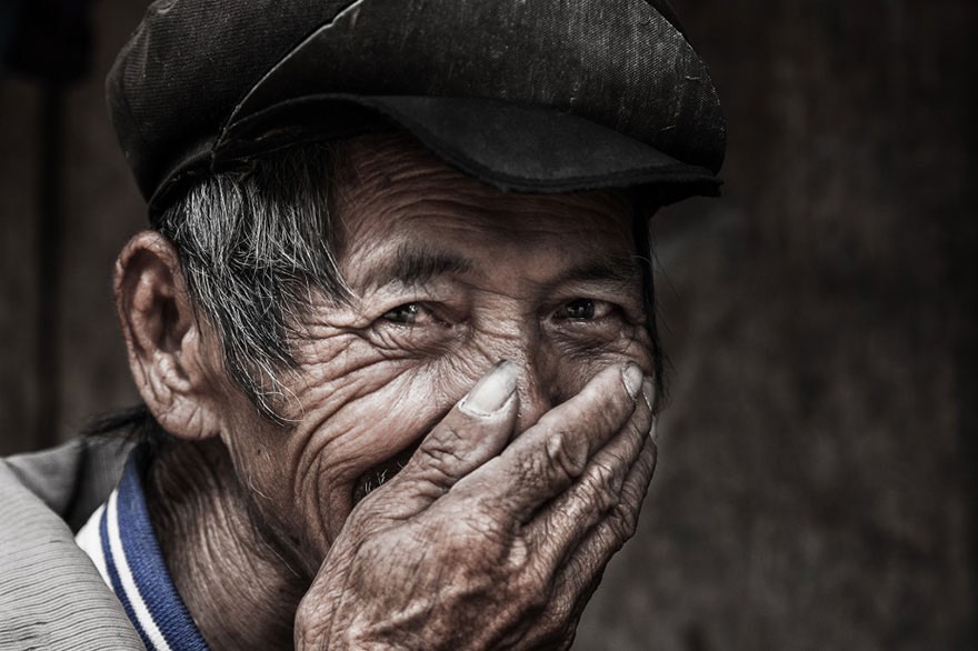 ผู้เฒ่าอายุ 100 ปี แห่งเกาะลอมบอก ประเทศอินโดนีเซีย