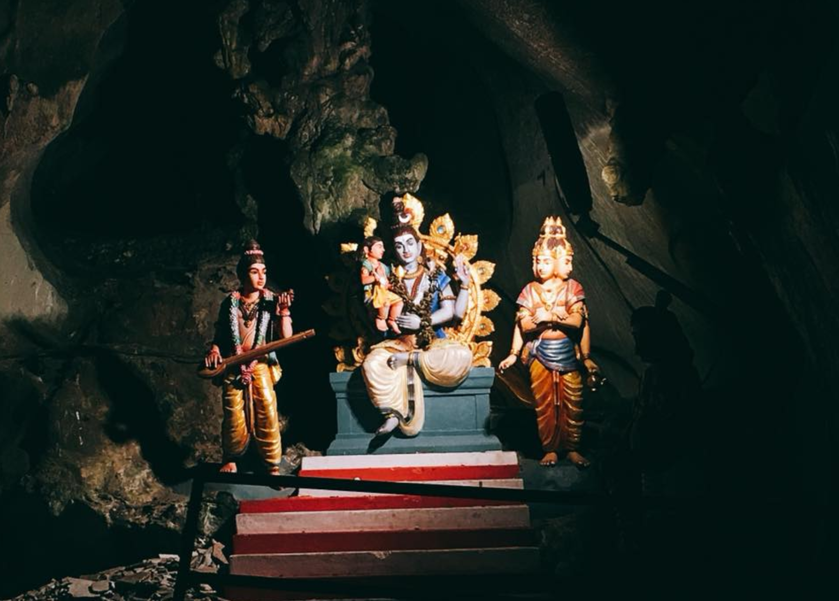 ถ้ำบาตู (Batu Caves) บทพิสูจน์ความศรัทธา